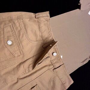 New. Aritzia-Sunday Best Set T-Shirt and Mini Skirt: Size S (4)